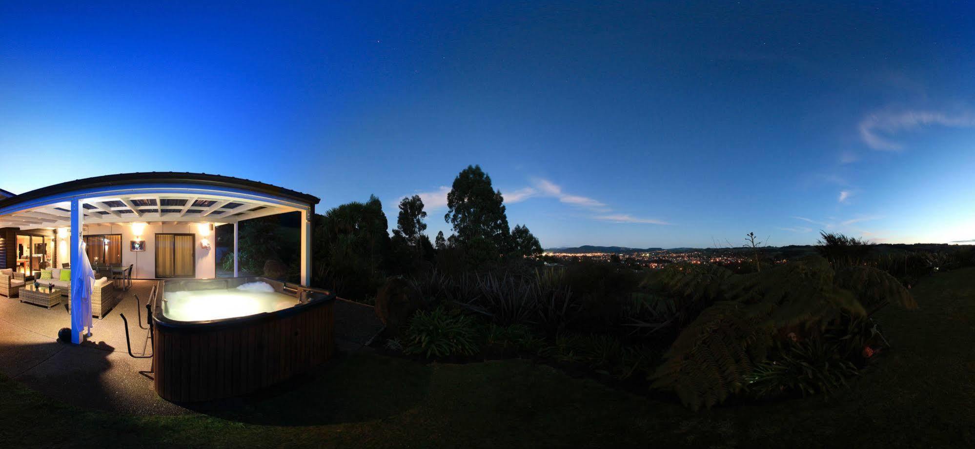 City Lights Boutique Lodge Distretto di Distretto di Rotorua Esterno foto